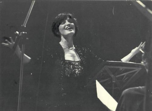 Lynne Kurzeknabe dirigiendo